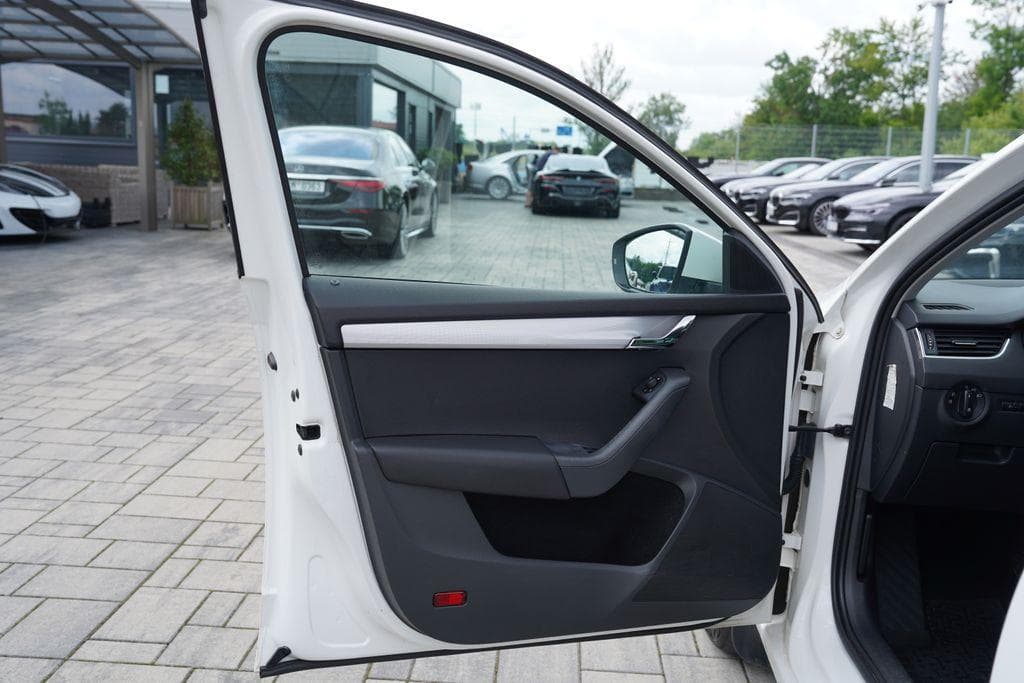 2014 Škoda OCTAVIA - 13