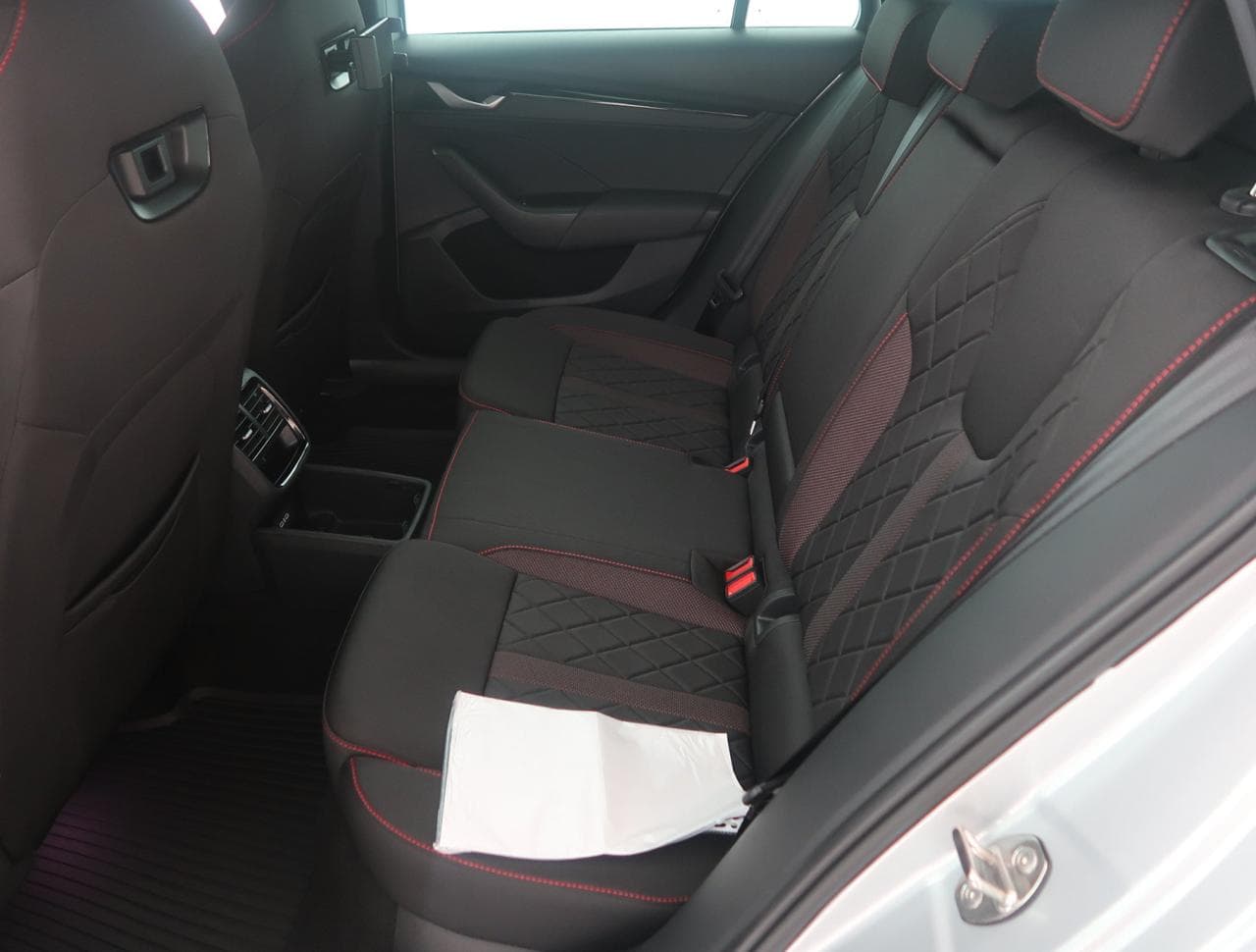 2025 Škoda OCTAVIA - 24