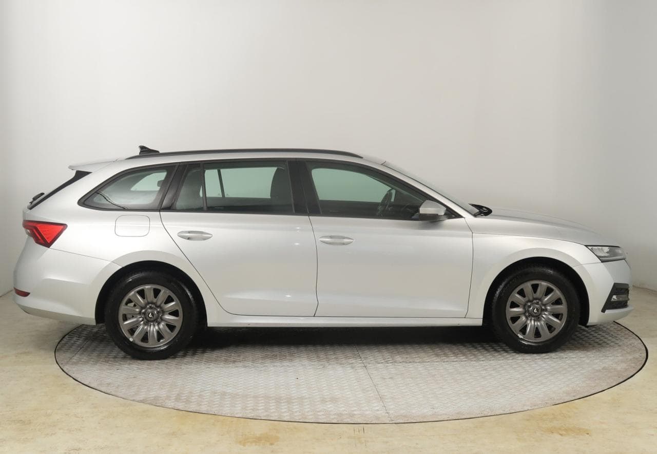 2022 Škoda OCTAVIA - 13