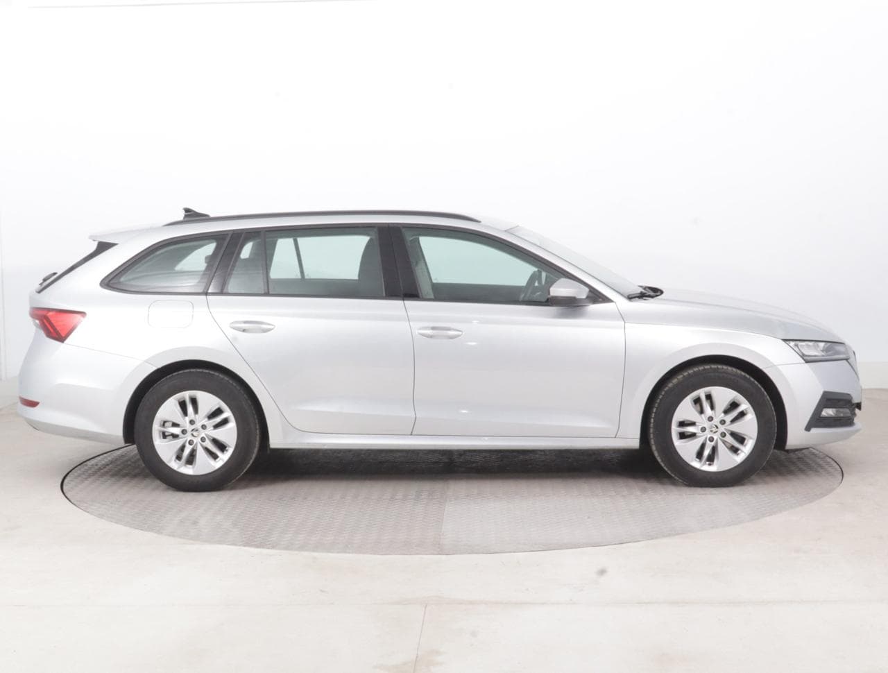 2023 Škoda OCTAVIA - 12