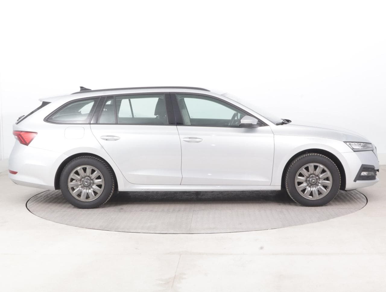 2023 Škoda OCTAVIA - 11