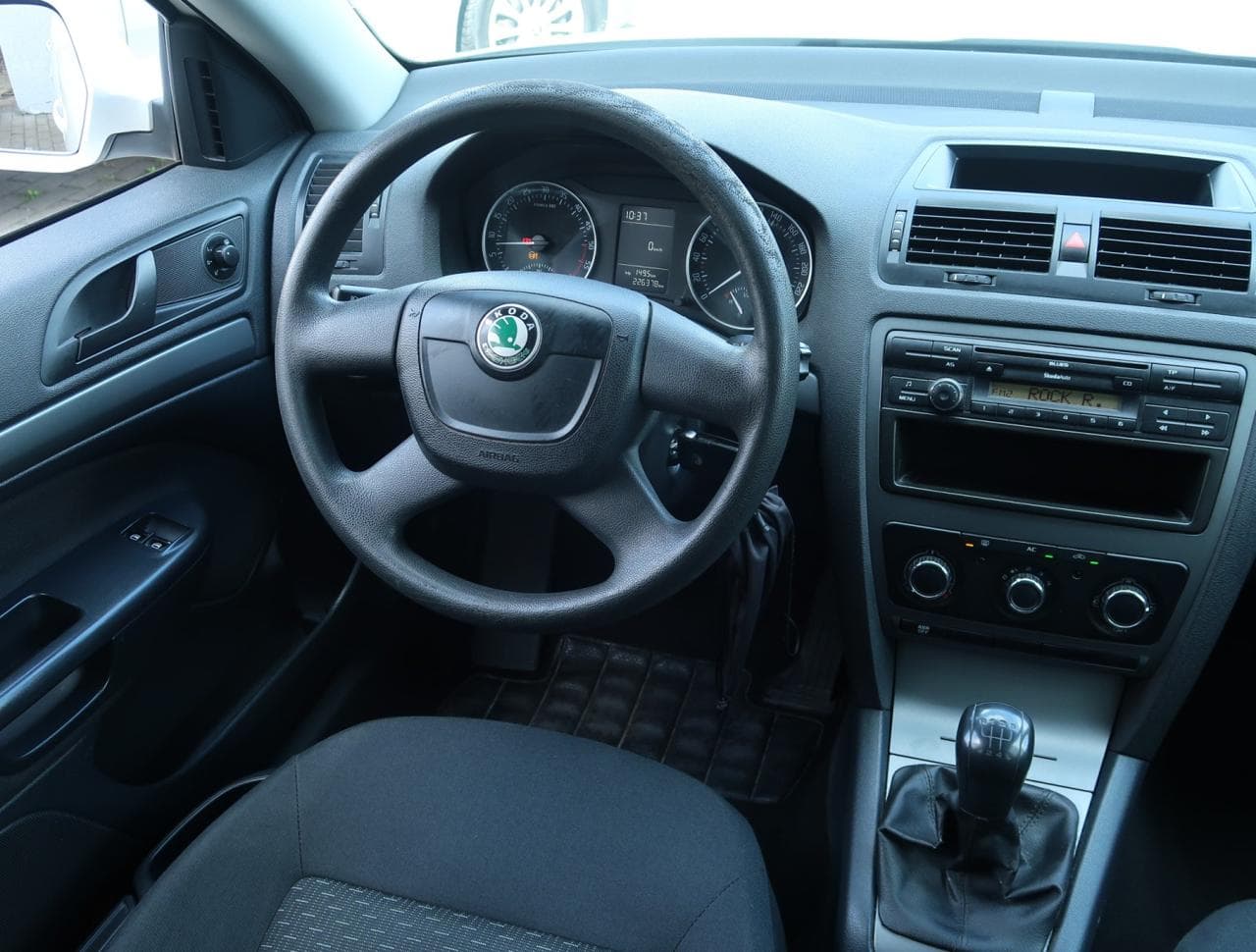 2013 Škoda OCTAVIA - 10