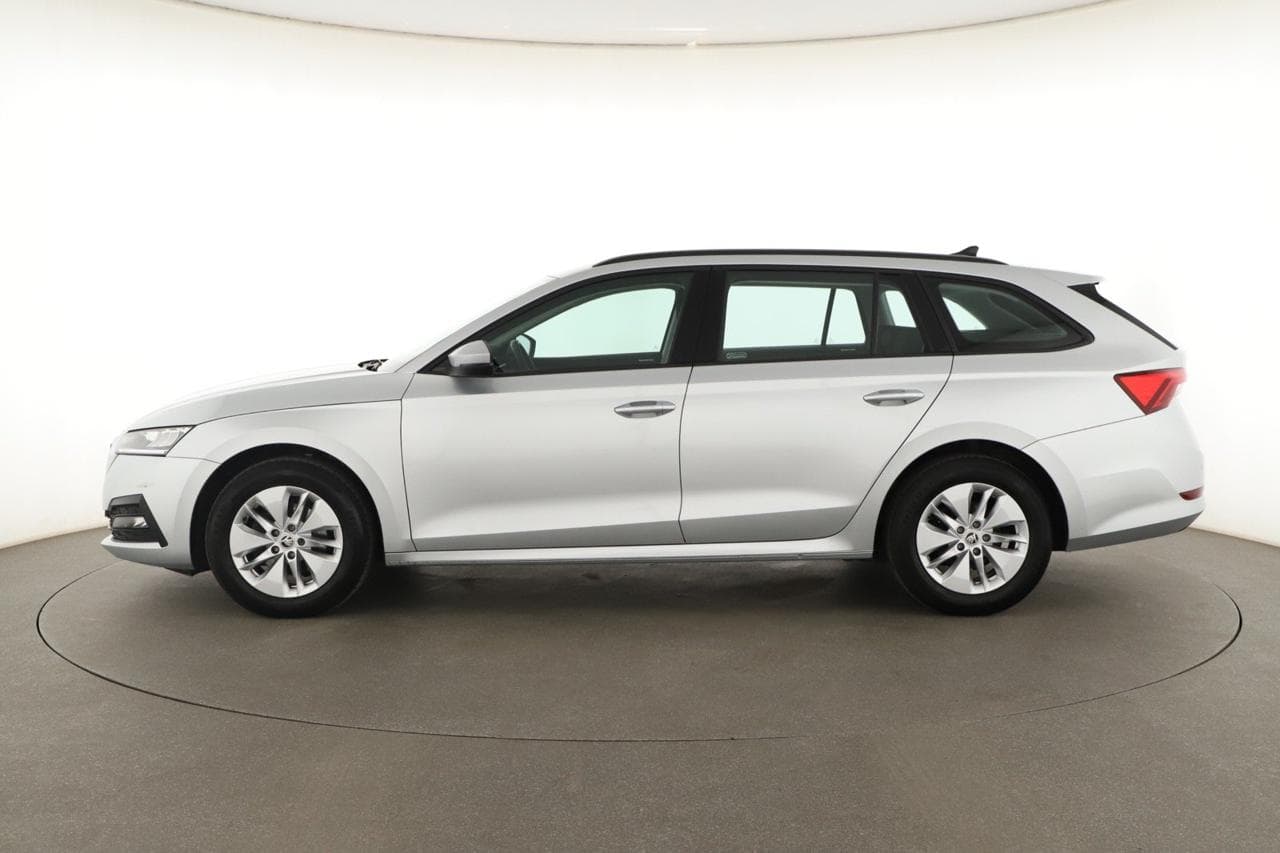 2022 Škoda OCTAVIA - 4