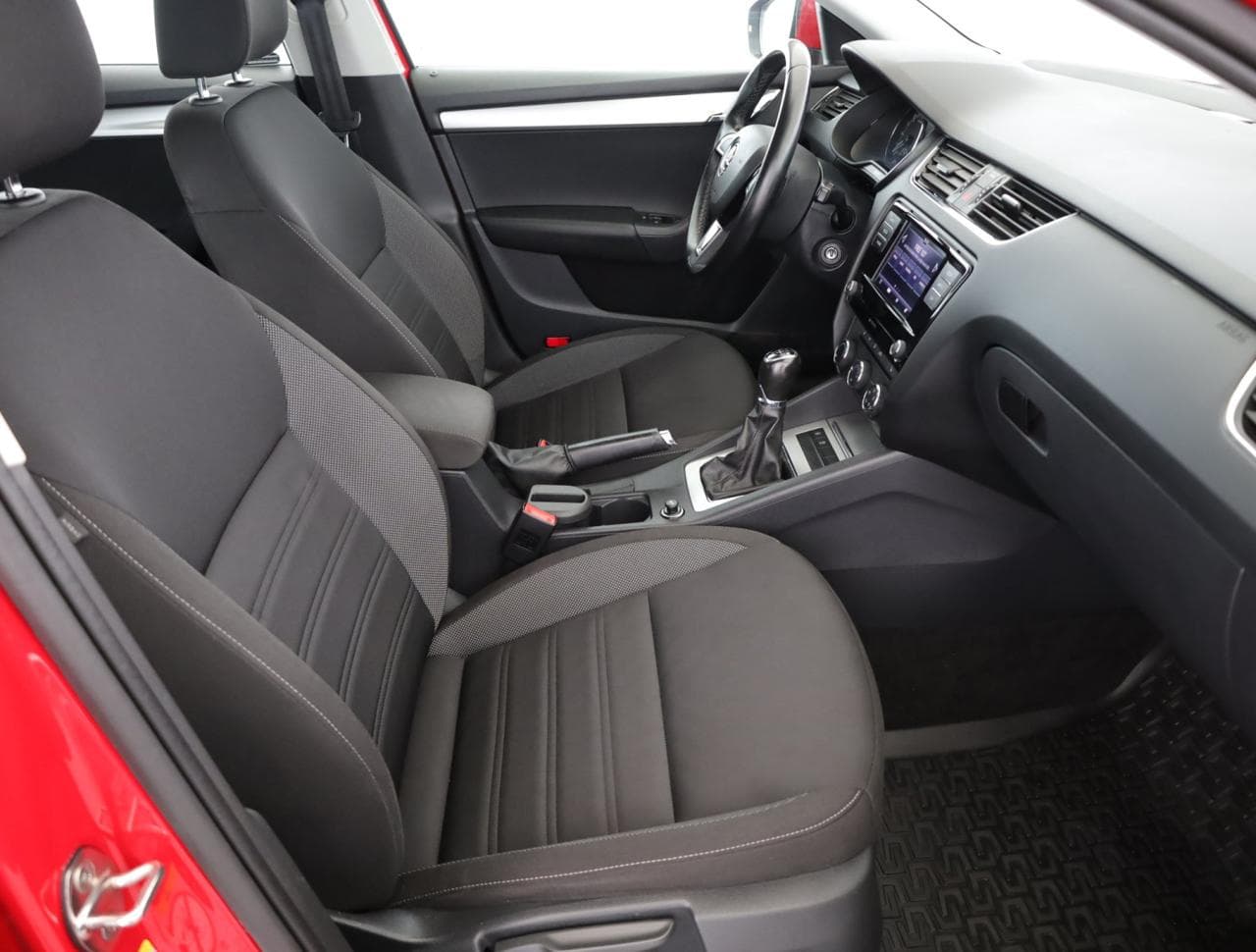2020 Škoda OCTAVIA - 12