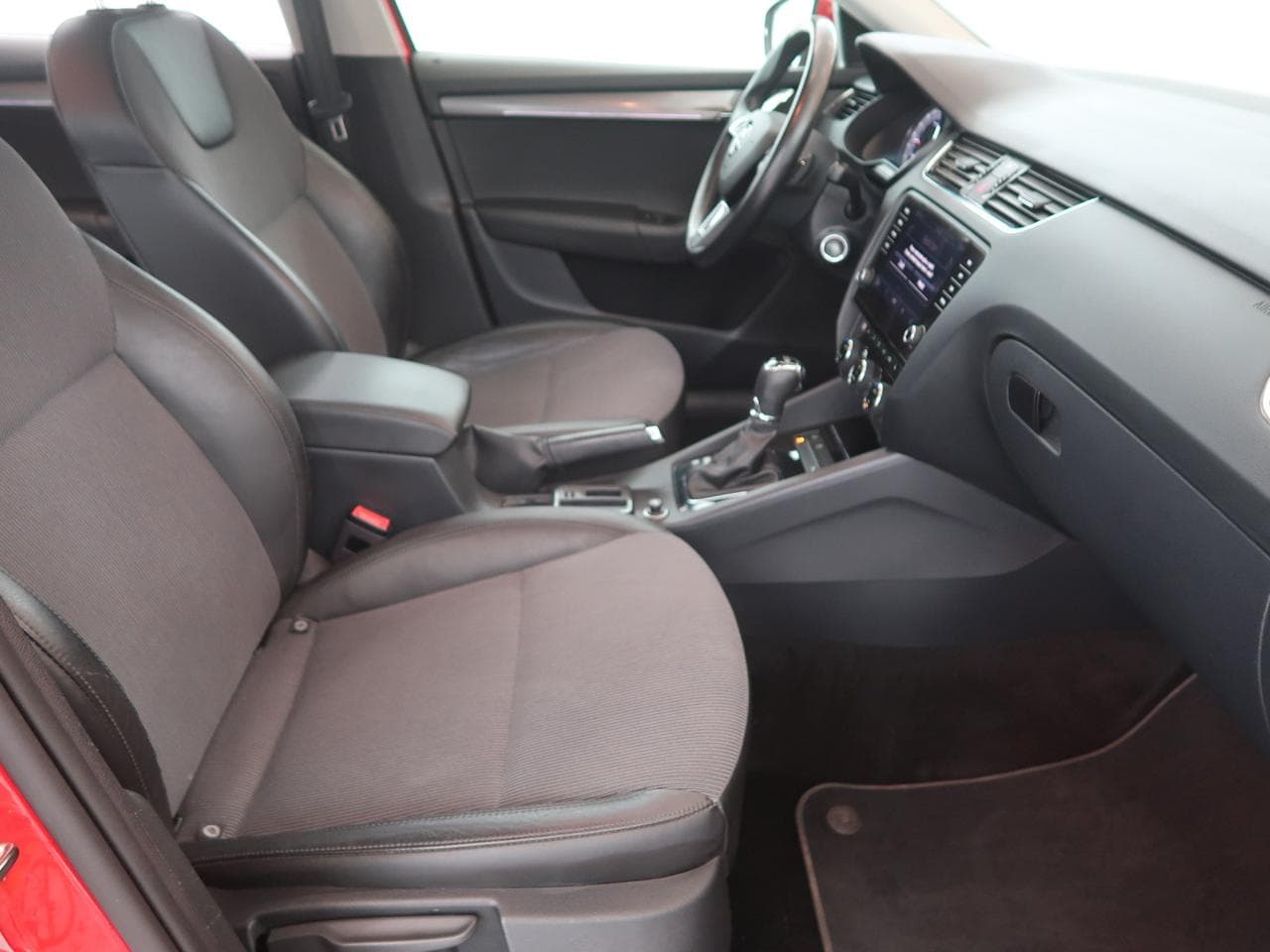2019 Škoda OCTAVIA - 23