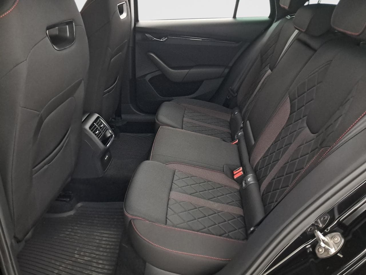 2022 Škoda OCTAVIA - 29