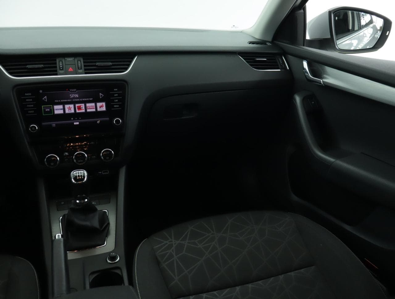 2018 Škoda OCTAVIA - 16