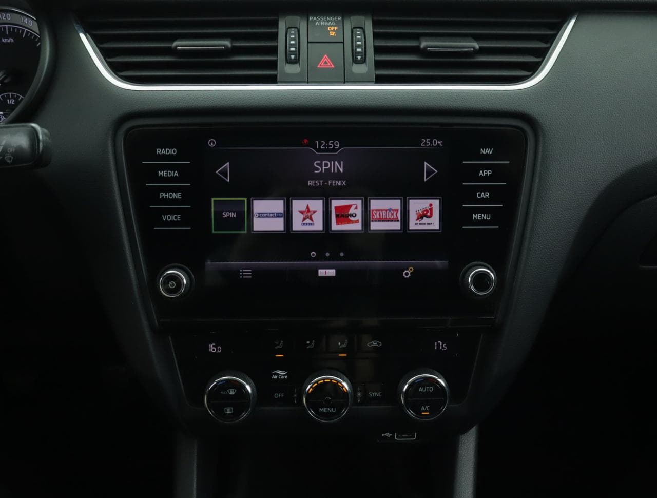 2018 Škoda OCTAVIA - 29
