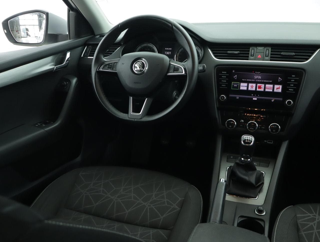 2018 Škoda OCTAVIA - 12