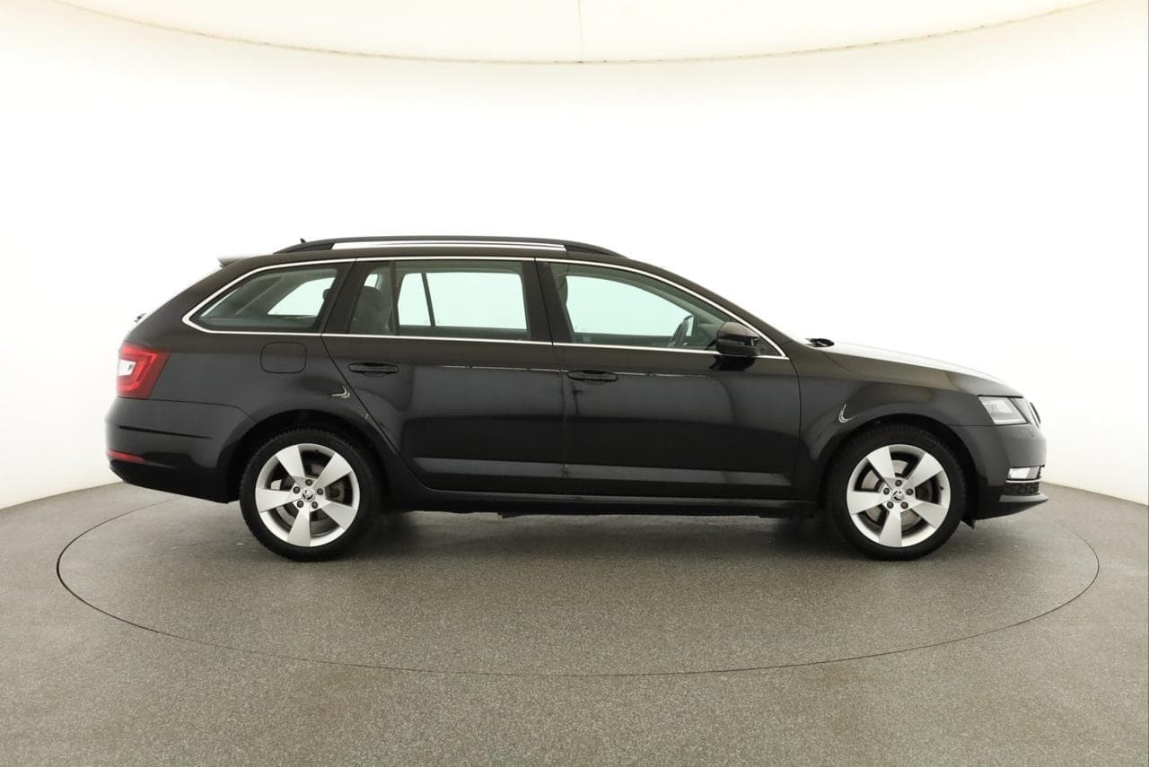 2018 Škoda OCTAVIA - 8