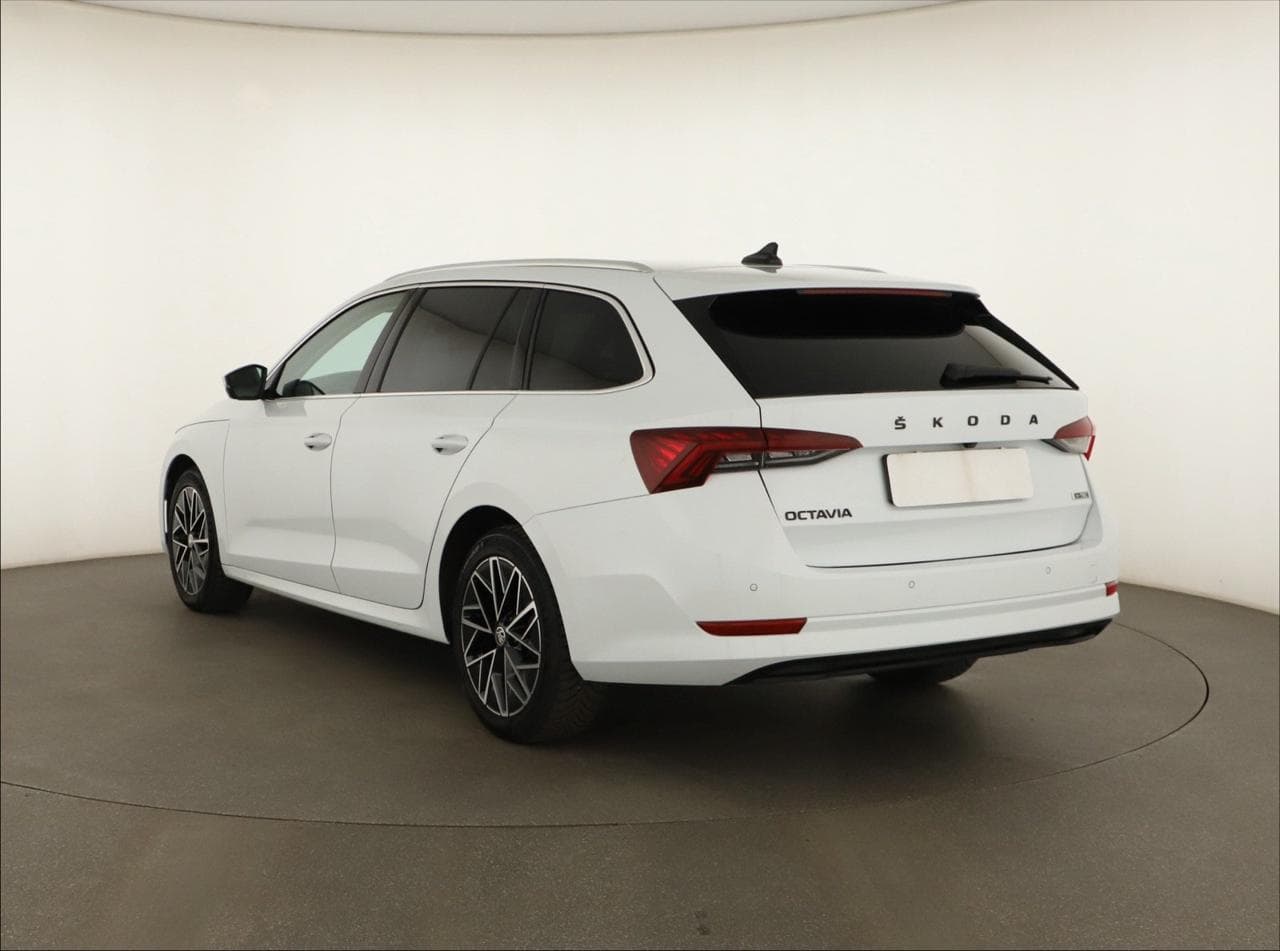2023 Škoda OCTAVIA - 8