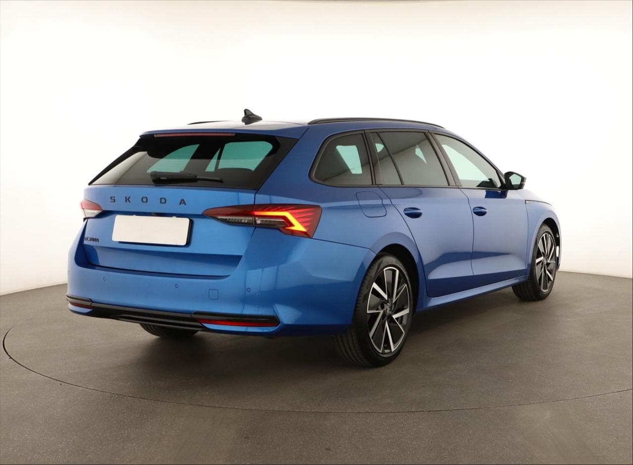 2025 Škoda OCTAVIA - 13