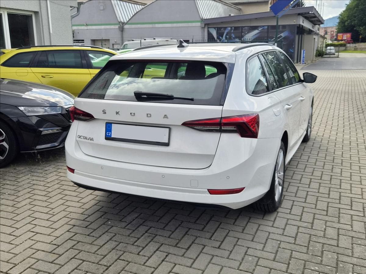2021 Škoda OCTAVIA - 4