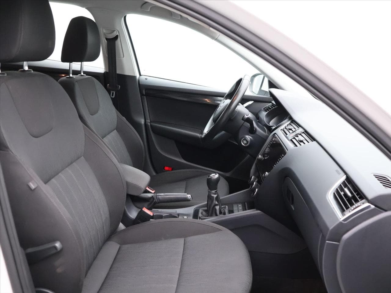 2019 Škoda OCTAVIA - 16