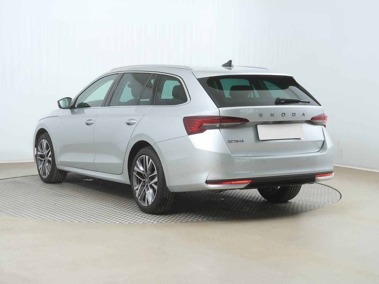 2025 Škoda OCTAVIA - 5