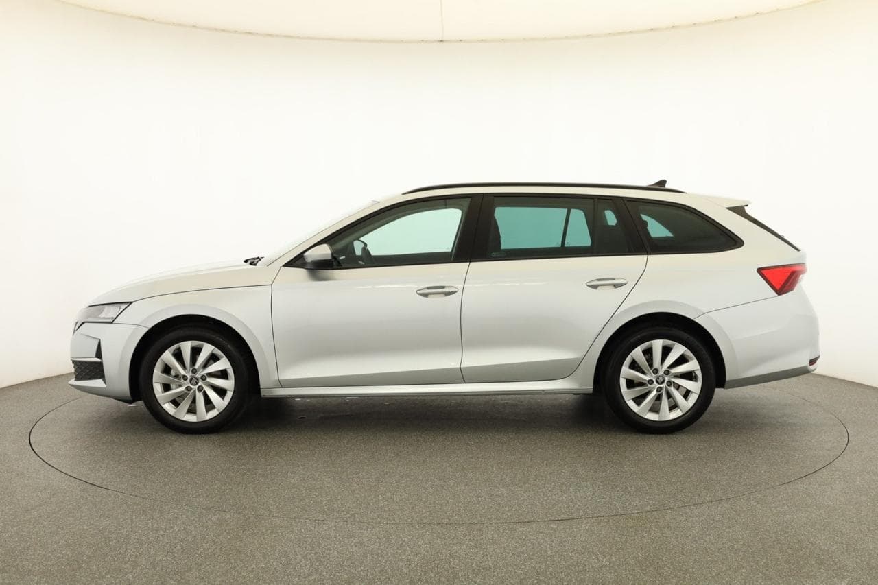 2025 Škoda OCTAVIA - 4