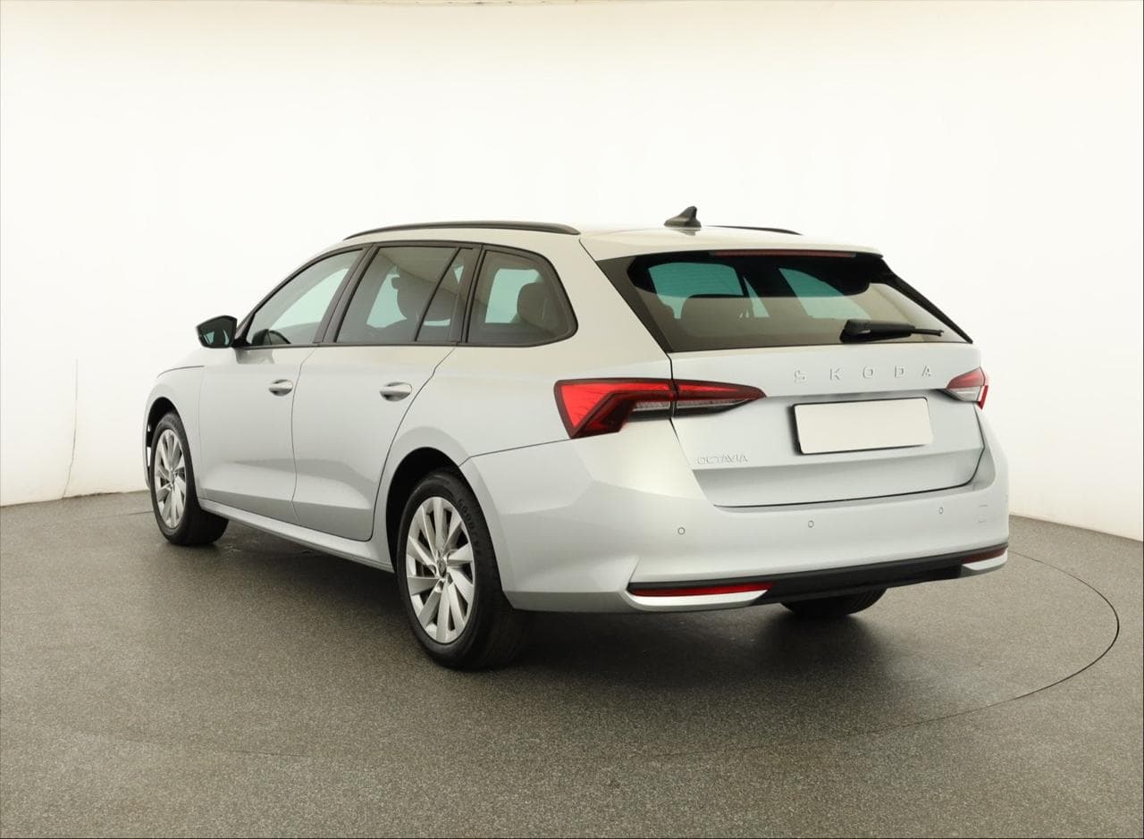 2025 Škoda OCTAVIA - 5