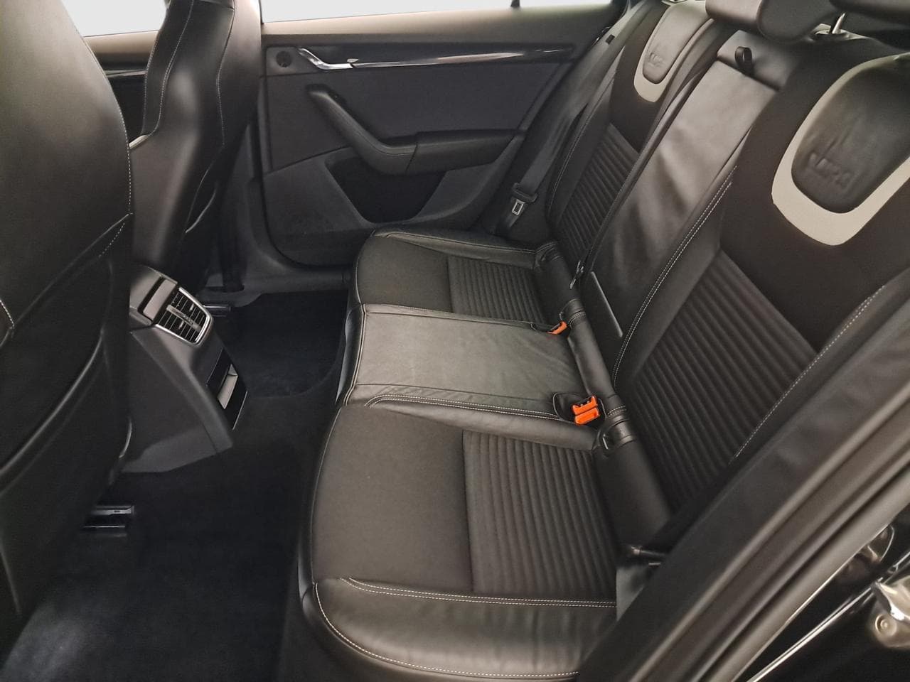 2015 Škoda OCTAVIA - 28