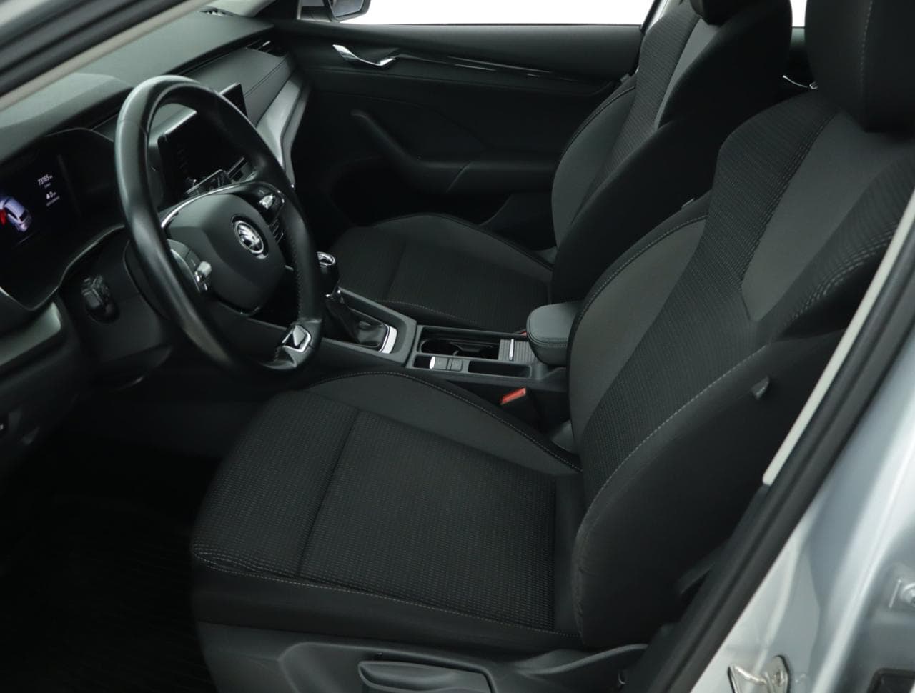 2022 Škoda OCTAVIA - 28