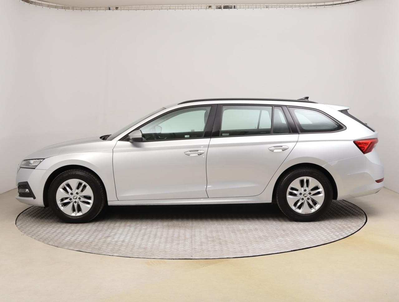 2023 Škoda OCTAVIA - 4