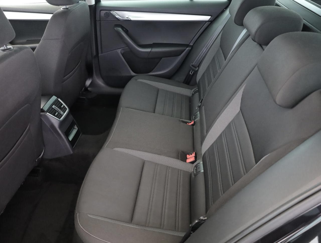 2019 Škoda OCTAVIA - 21