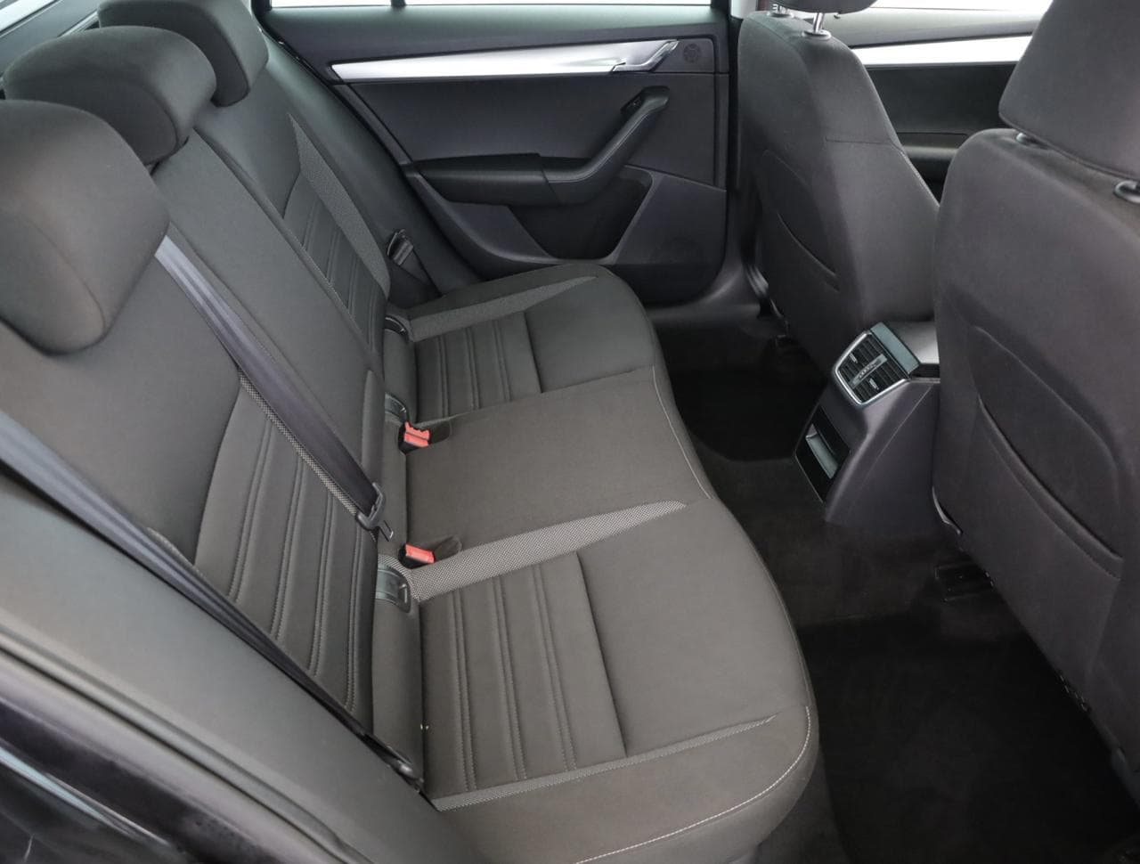2019 Škoda OCTAVIA - 19