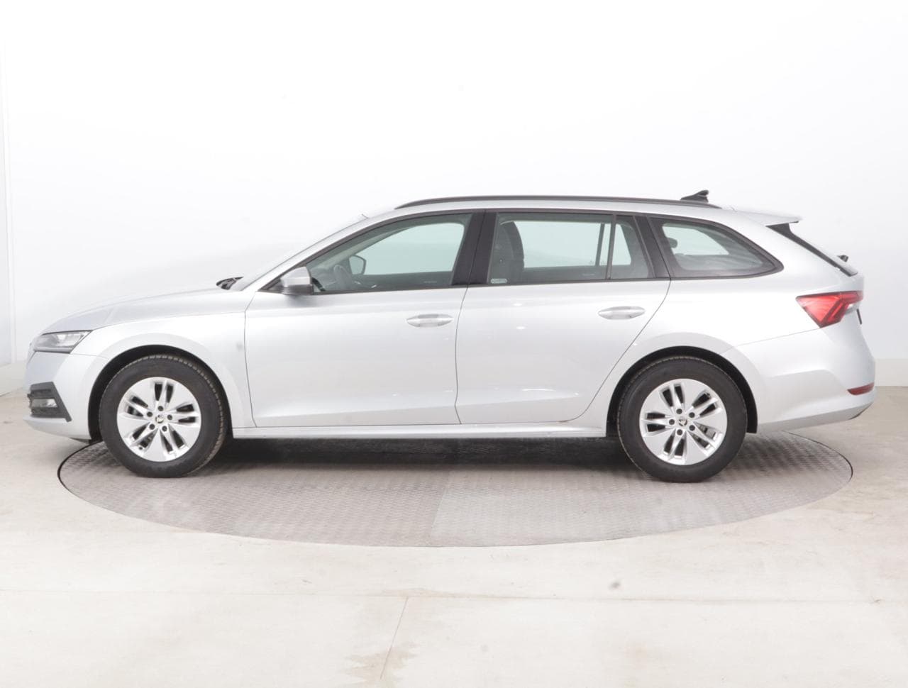 2023 Škoda OCTAVIA - 4