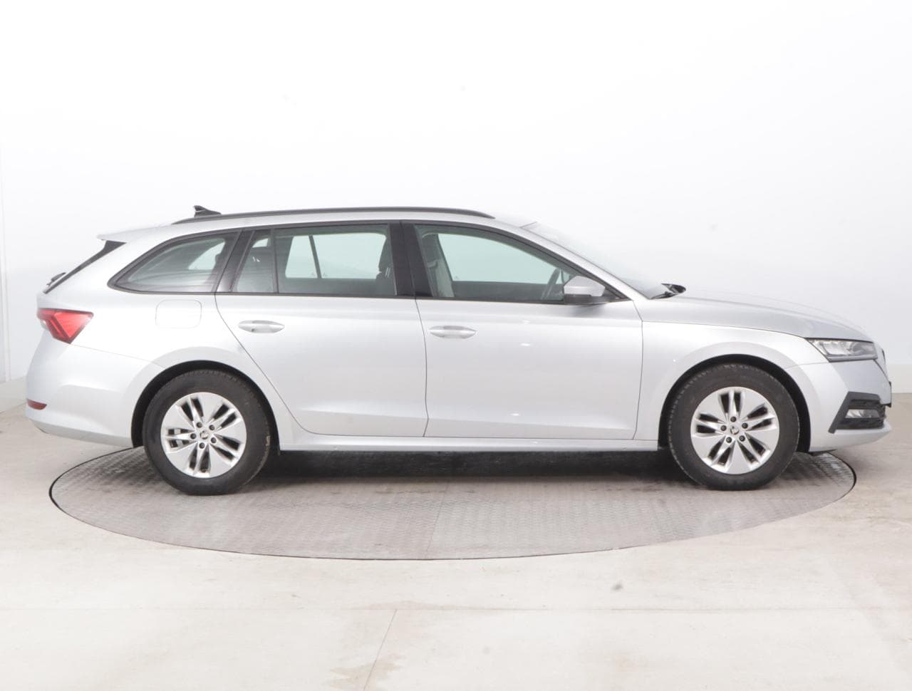 2022 Škoda OCTAVIA - 8