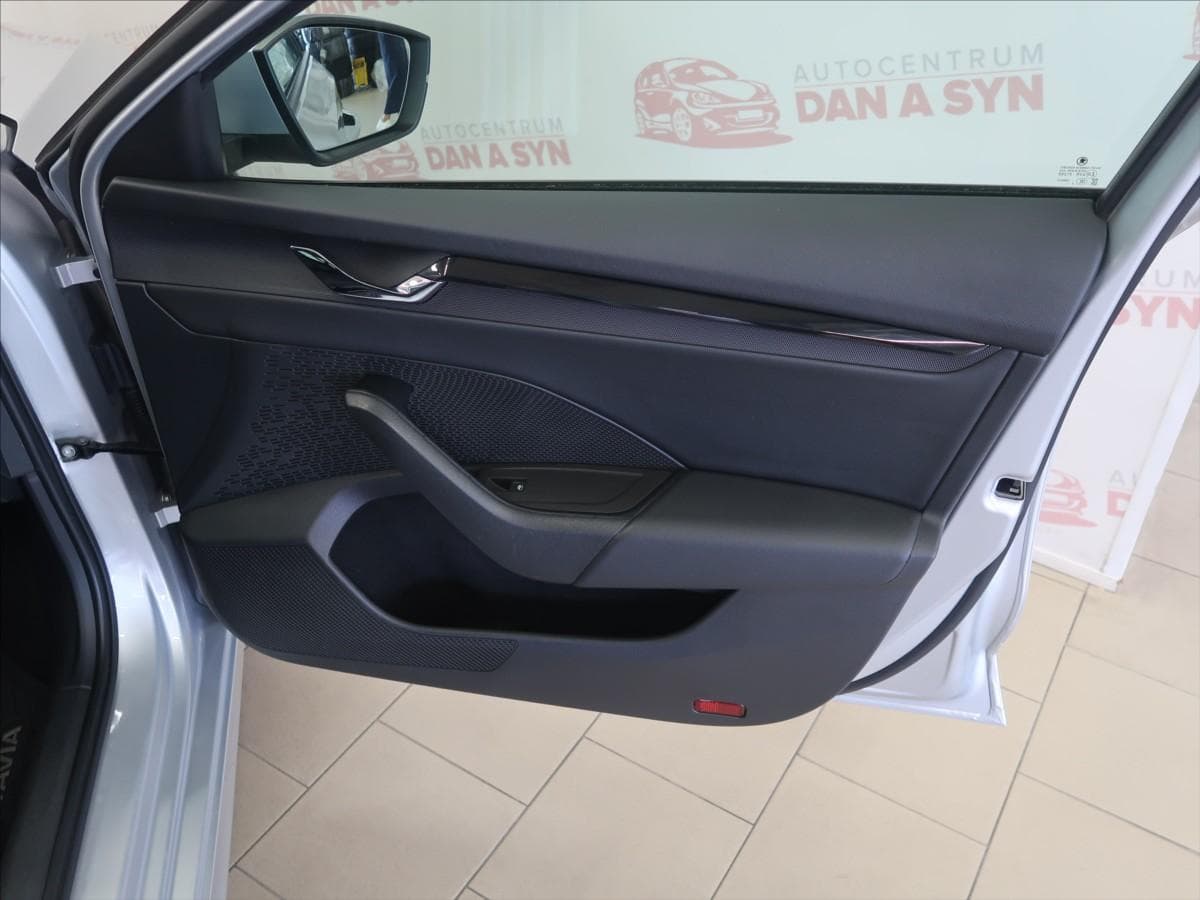 2022 Škoda OCTAVIA - 12
