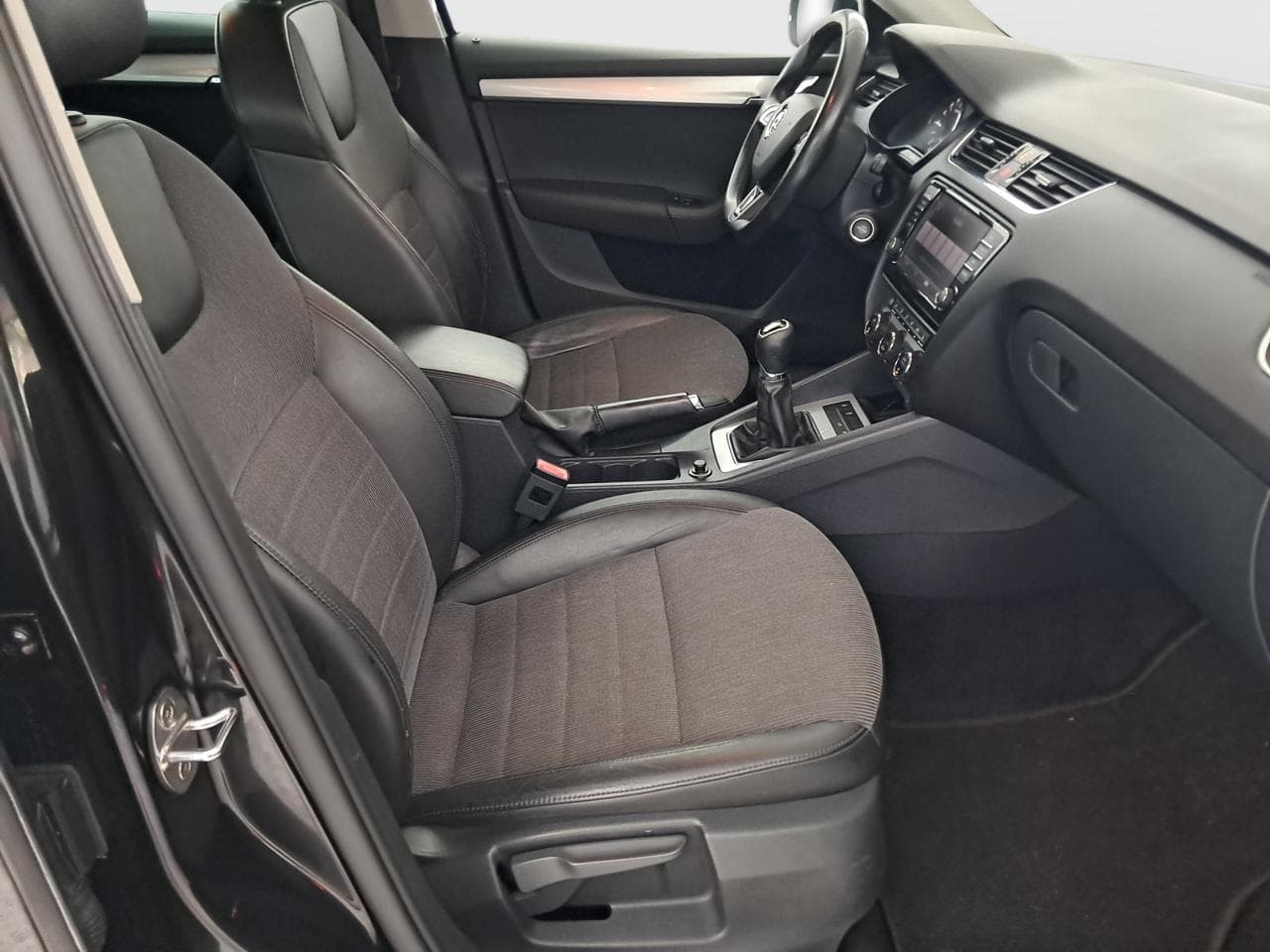 2015 Škoda OCTAVIA - 11