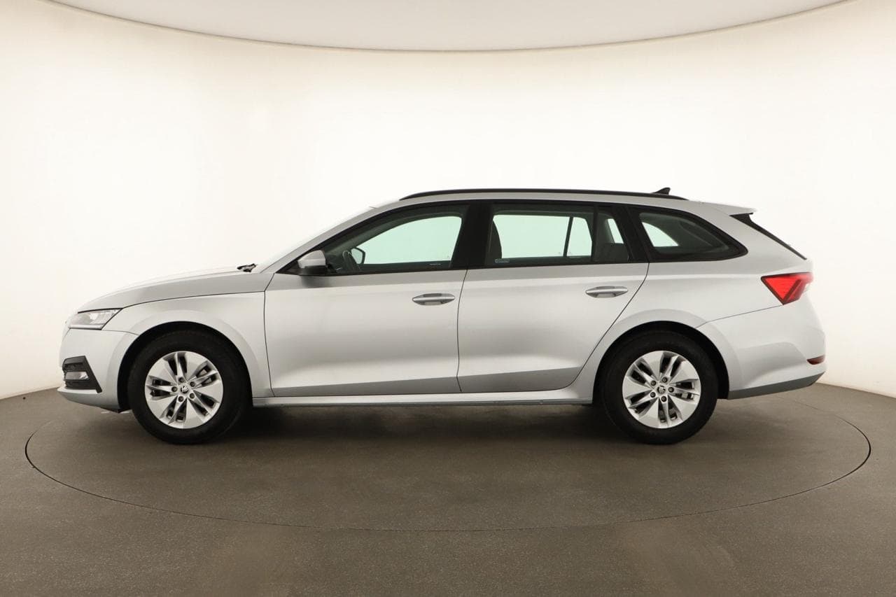 2022 Škoda OCTAVIA - 4