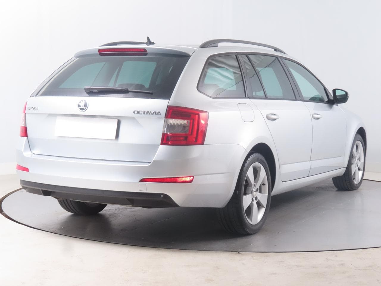 2015 Škoda OCTAVIA - 13