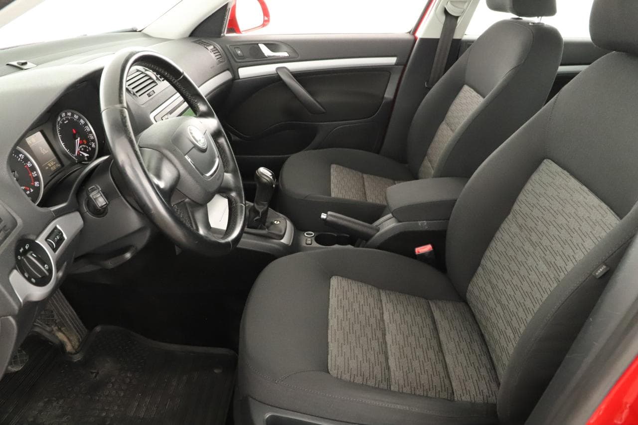2013 Škoda OCTAVIA - 19