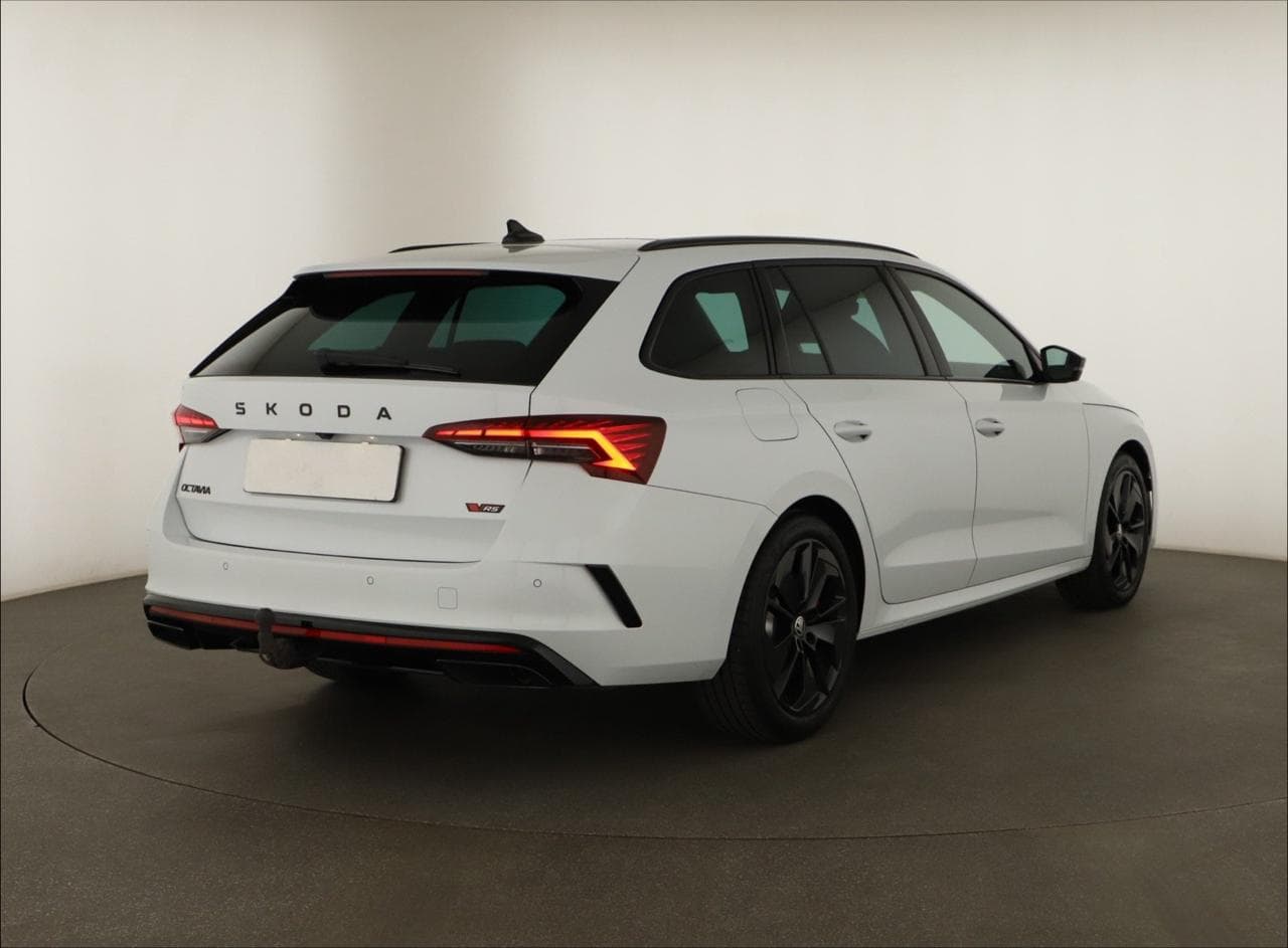 2025 Škoda OCTAVIA - 13