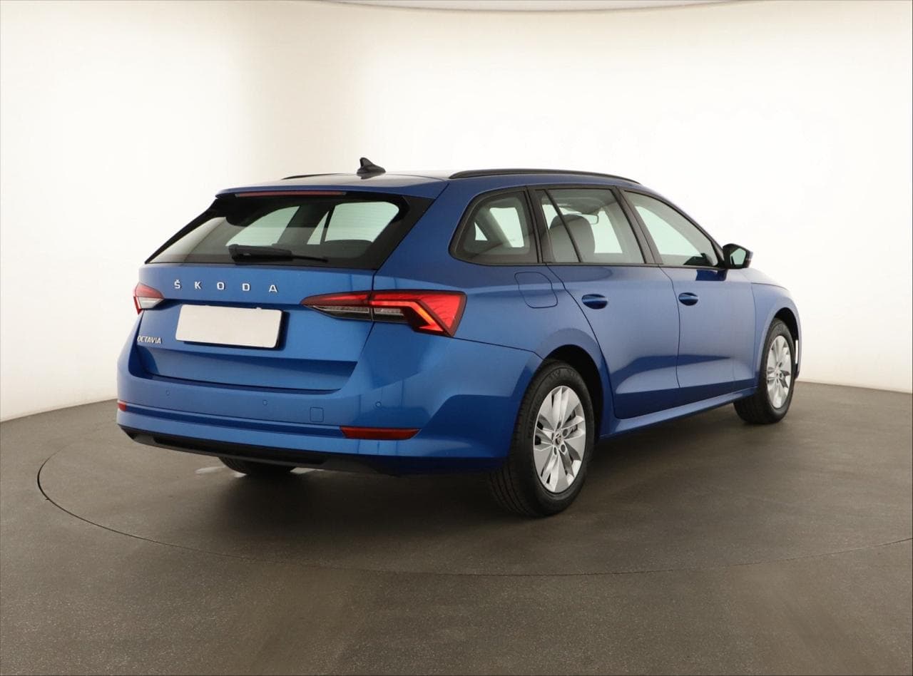 2023 Škoda OCTAVIA - 12