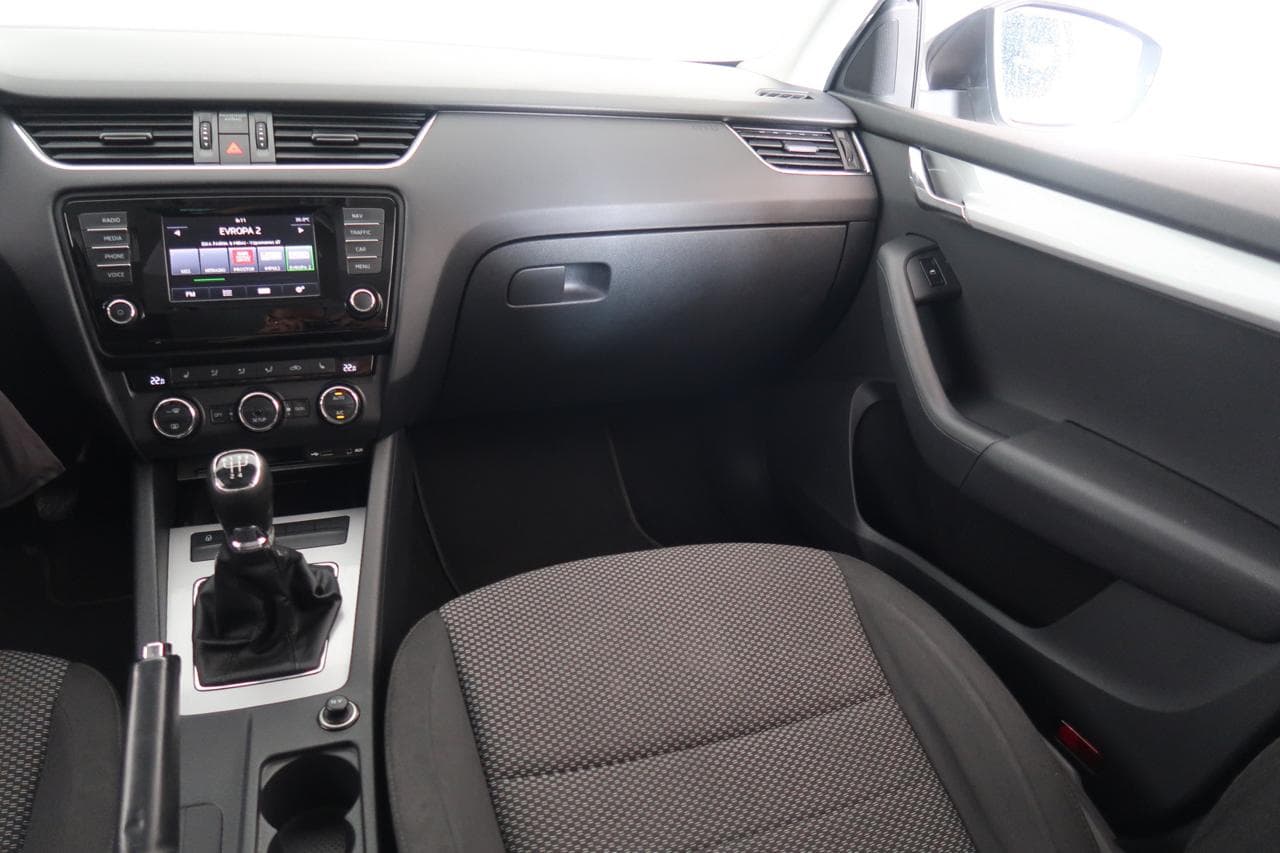 2014 Škoda OCTAVIA - 18