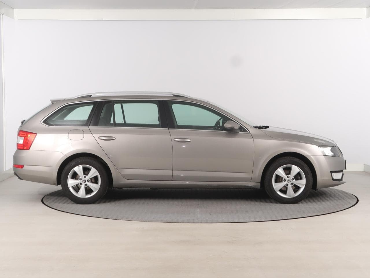 2014 Škoda OCTAVIA - 8