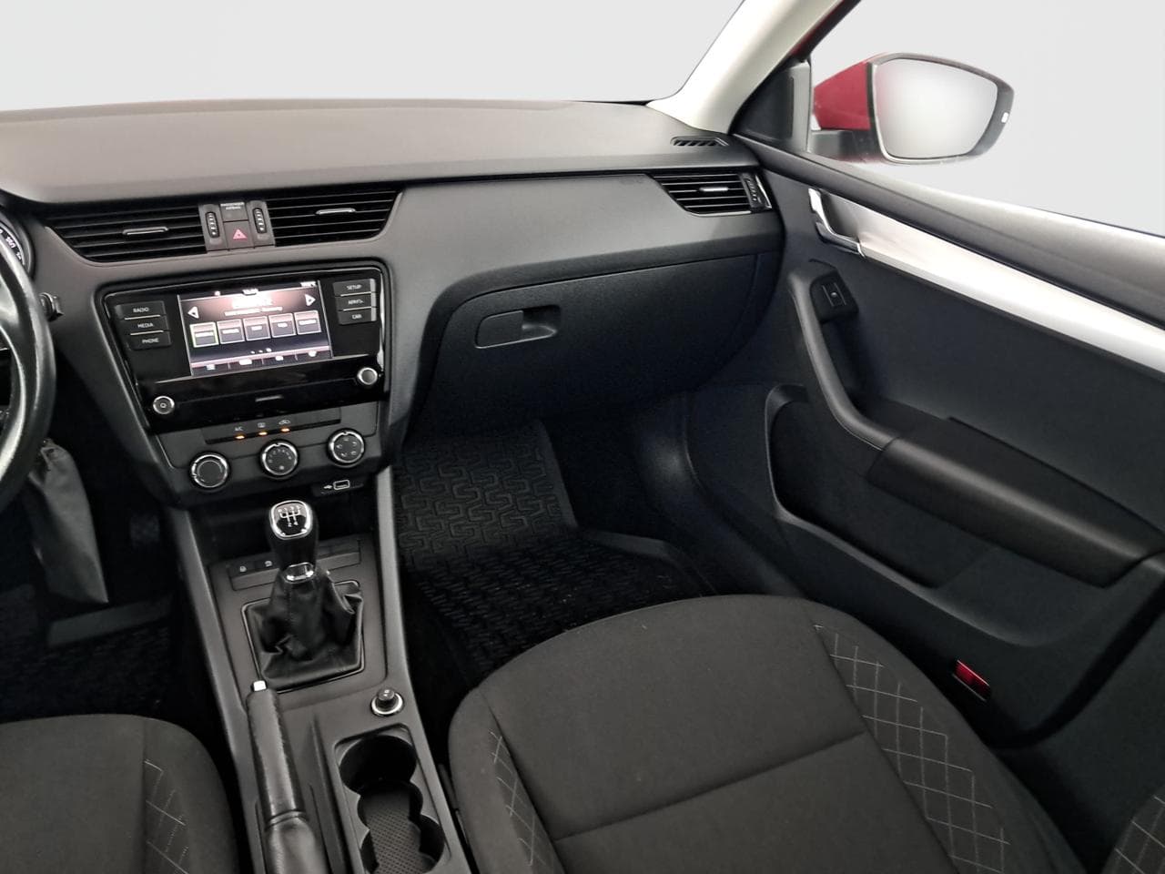 2019 Škoda OCTAVIA - 11