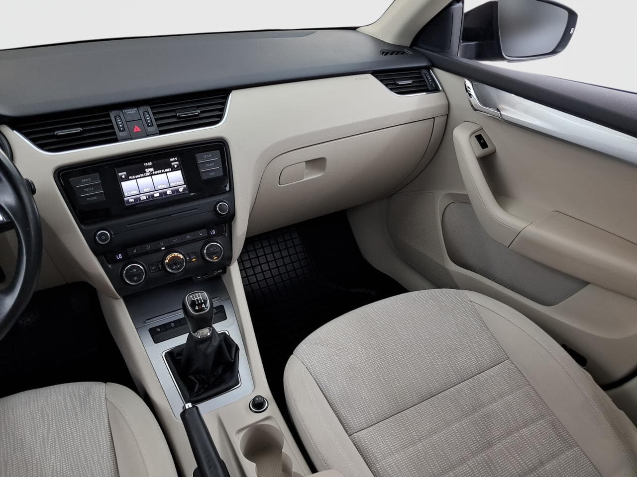 2014 Škoda OCTAVIA - 11