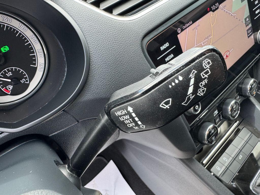 2018 Škoda OCTAVIA - 11