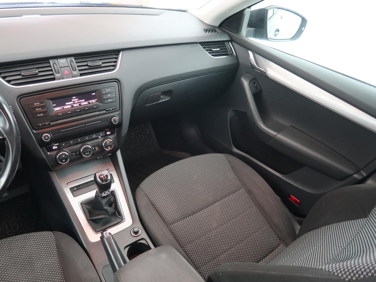 2014 Škoda OCTAVIA - 11