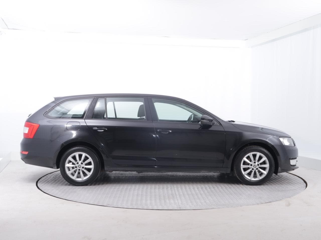 2014 Škoda OCTAVIA - 8