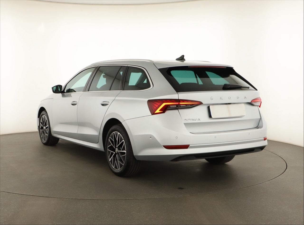 2022 Škoda OCTAVIA - 5