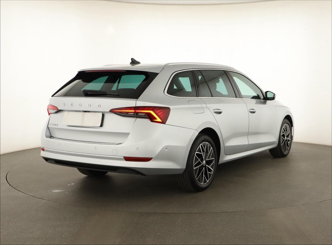 2022 Škoda OCTAVIA - 7