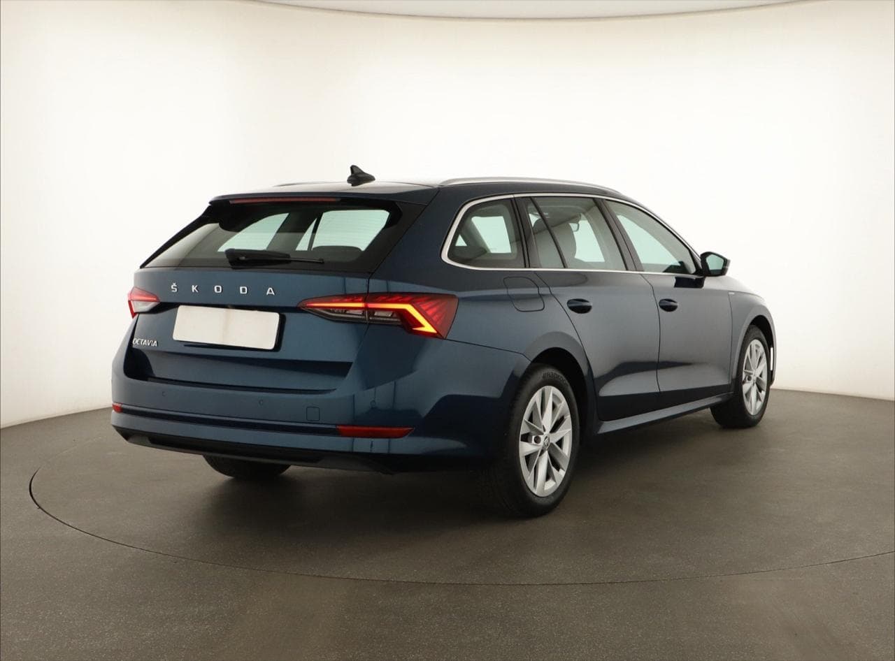 2022 Škoda OCTAVIA - 7