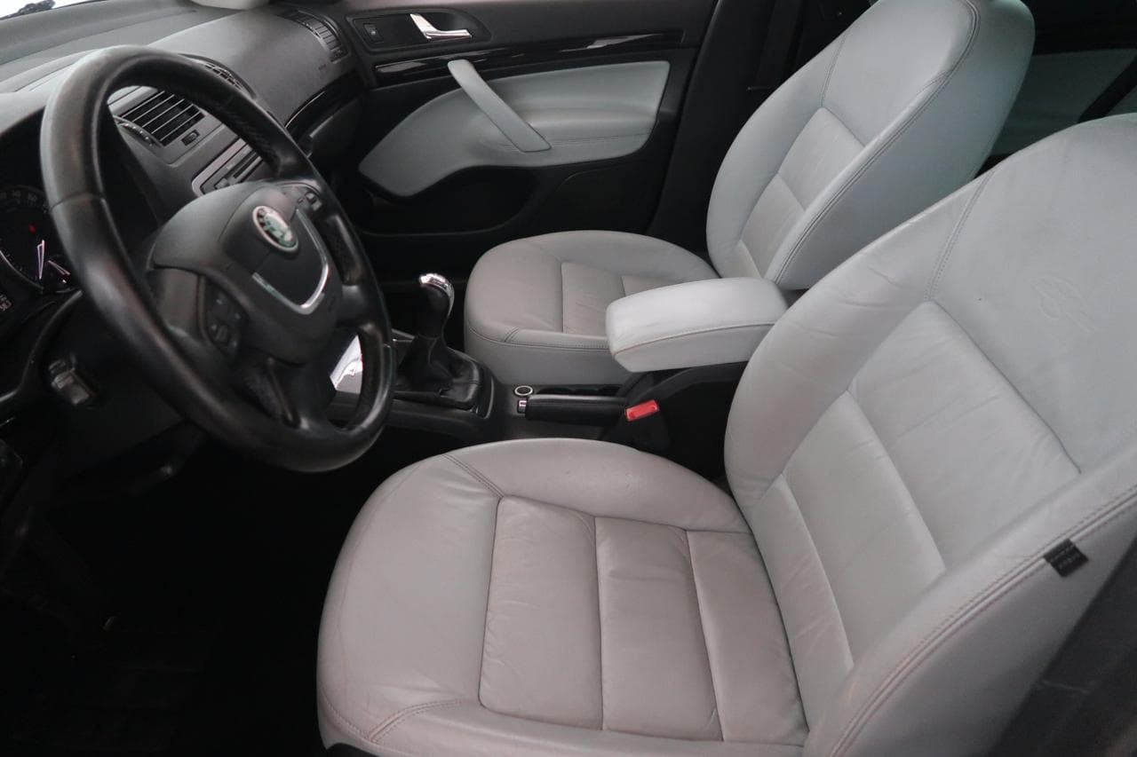 2011 Škoda OCTAVIA - 16