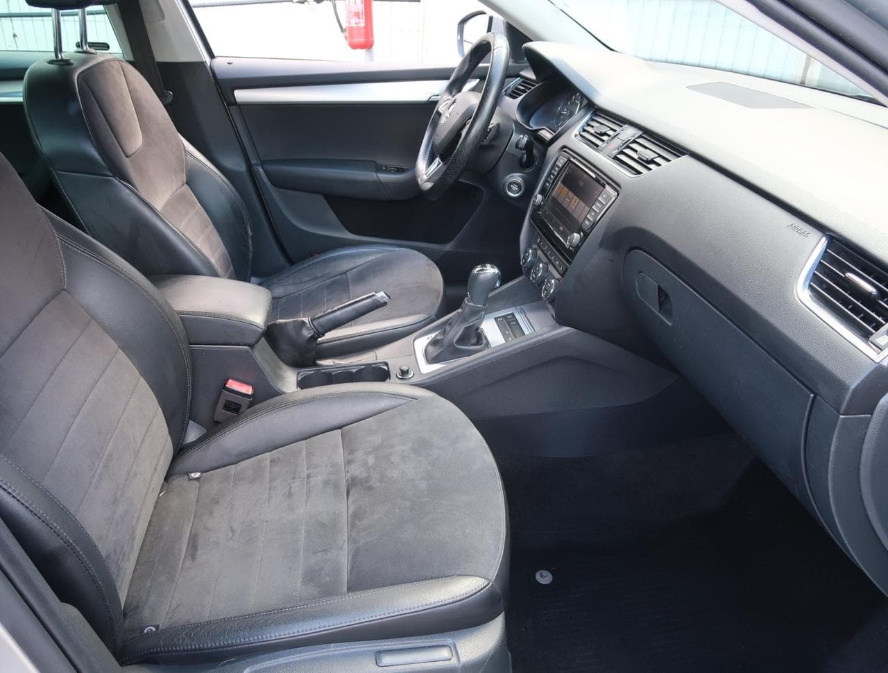 2015 Škoda OCTAVIA - 12