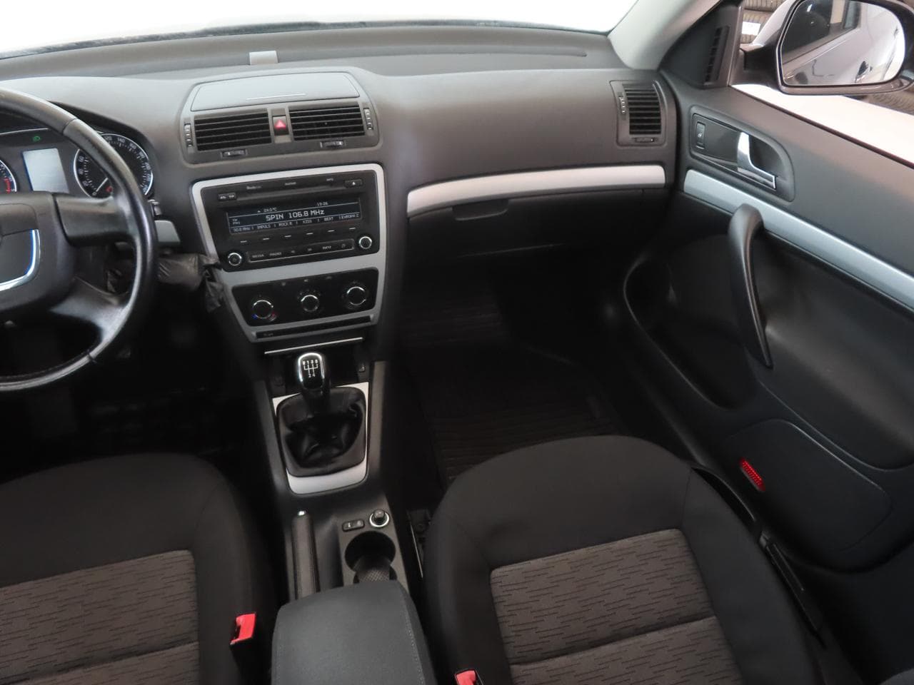 2011 Škoda OCTAVIA - 11