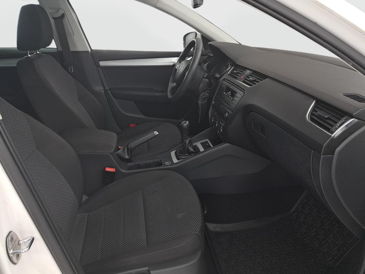 2014 Škoda OCTAVIA - 12