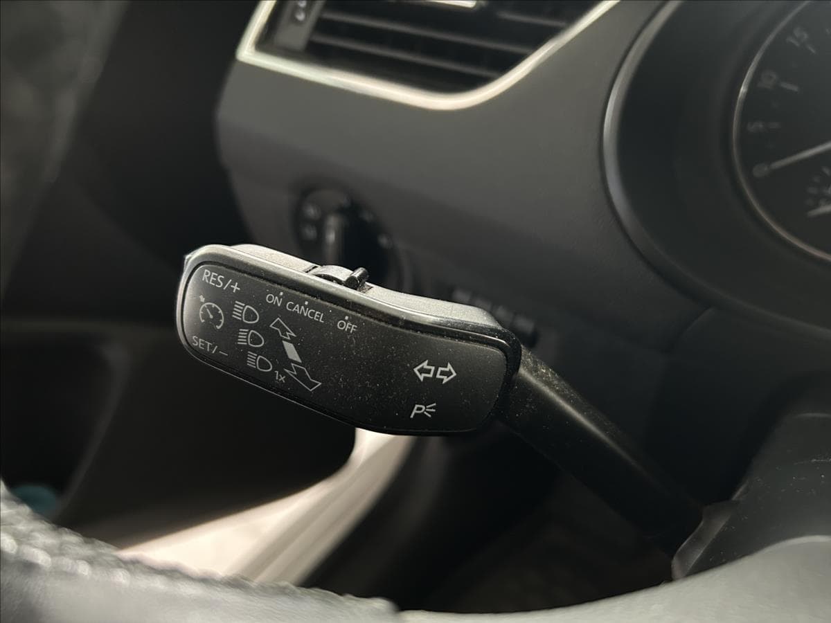2015 Škoda OCTAVIA - 12